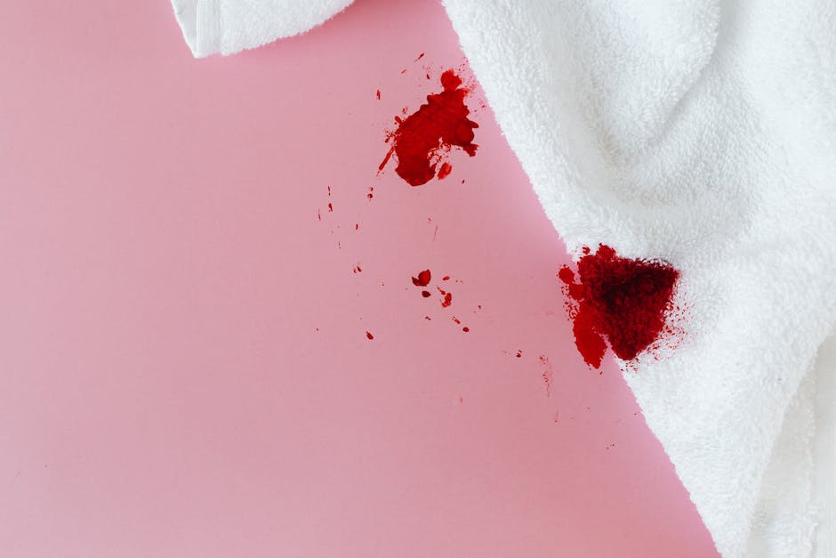 ‬Matratze reinigen: Blutflecken entfernen